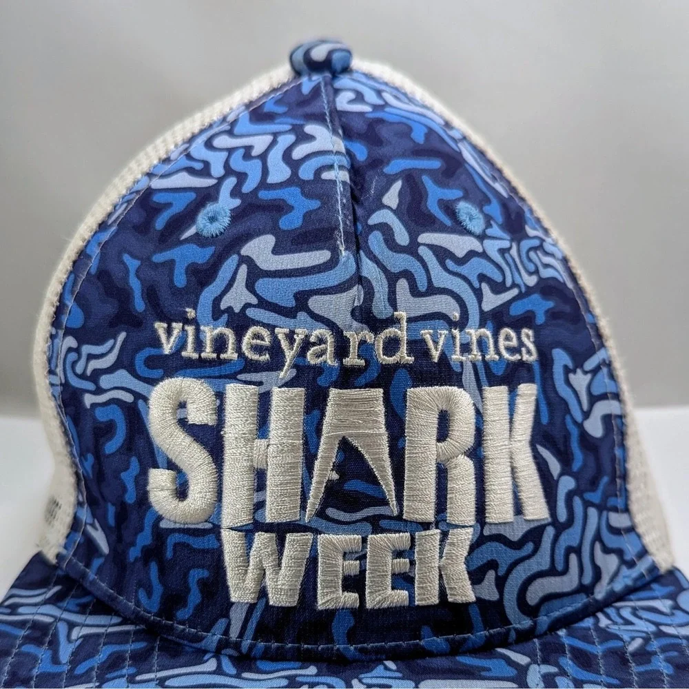 Vineyard Vines Shark Week Blue White Mesh Snap Back Trucker Hat Cap Boys‎ Youth